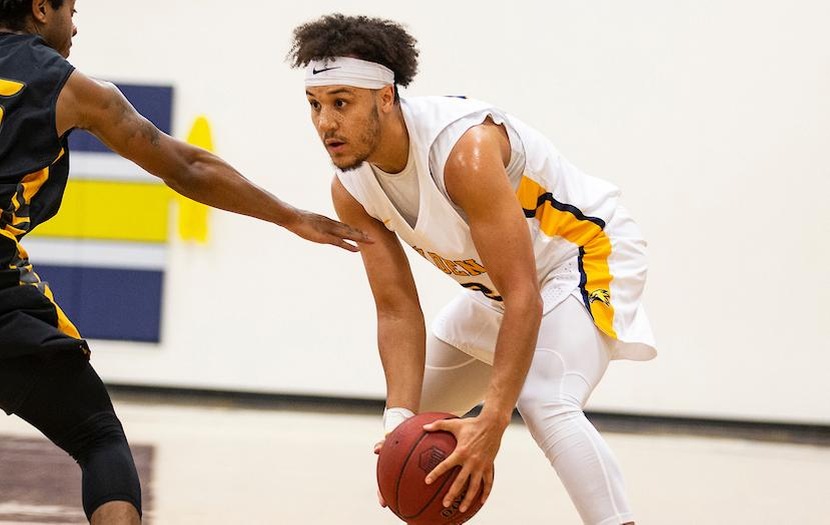 Oliver Scores 33 in Loss to Cougars