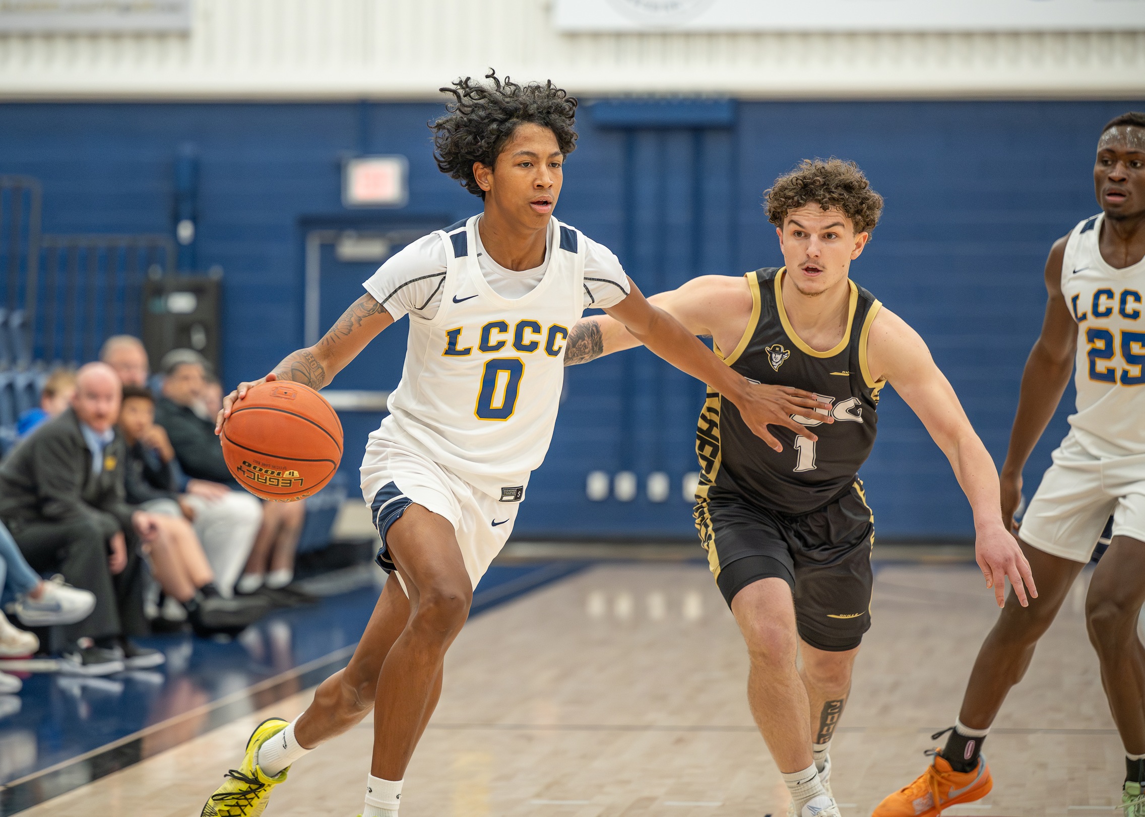 Golden Eagles Soar Past Trinidad State in 93&ndash;87 Shootout