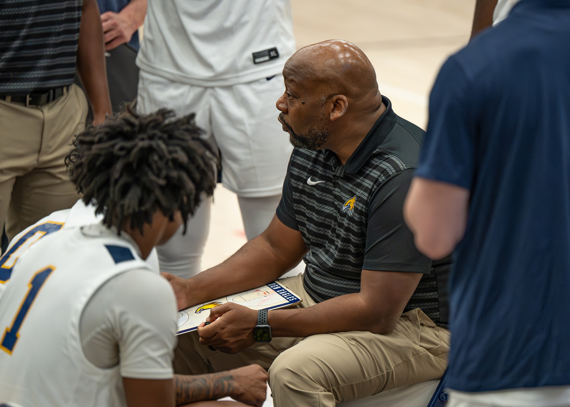GOLDEN EAGLES SOAR IN SECOND HALF, TAKE DOWN WESTERN WYOMING 84&ndash;67