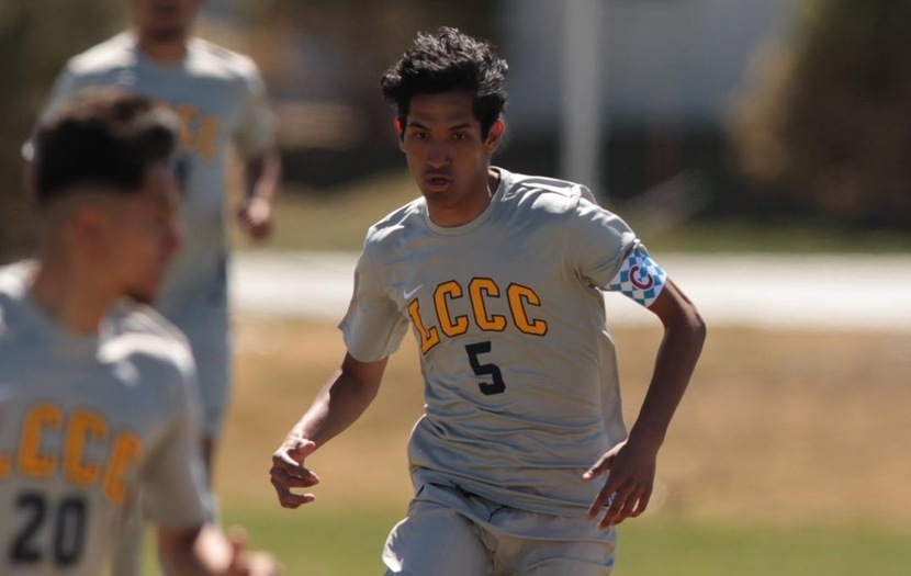 Vargas, Ramos score in loss to Utah State-Eastern