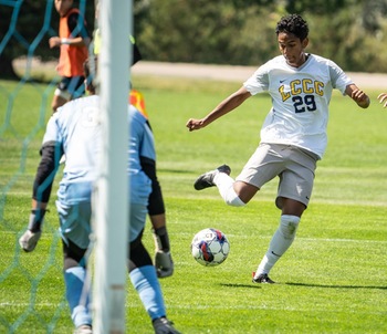 Golden Eagles Open Season with 3&ndash;1 Road Victory Over College of Southern Idaho