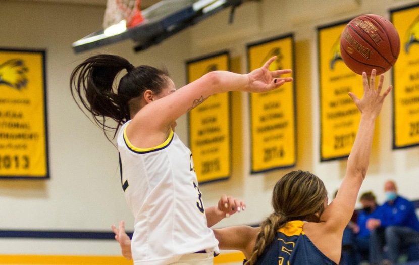 Eagles Down Rustlers, Win Third Straight