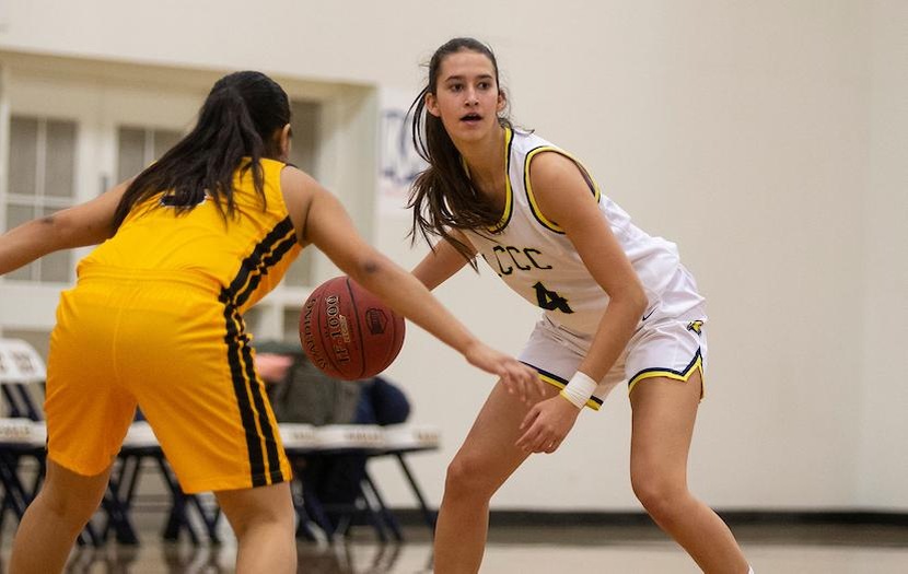 Terron Leads Golden Eagles in Win Over Trappers