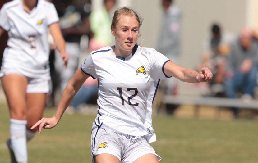 Golden Eagles knock off Utah State-Eastern
