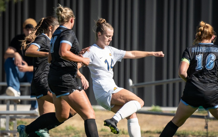 Early troubles not enough to down LCCC women in 2-1 win over Casper College